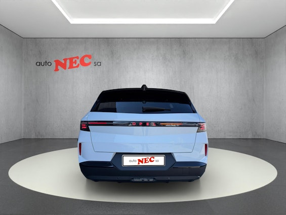 Vehicle image 5 Vehicle image 5