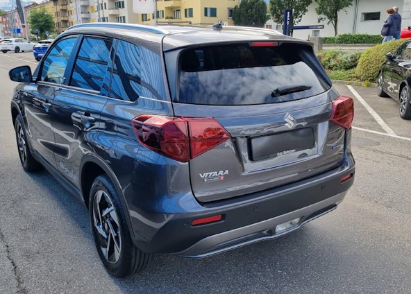 Vehicle image 5 Vehicle image 5