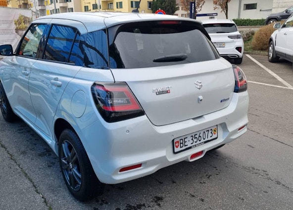 Vehicle image 5 Vehicle image 5