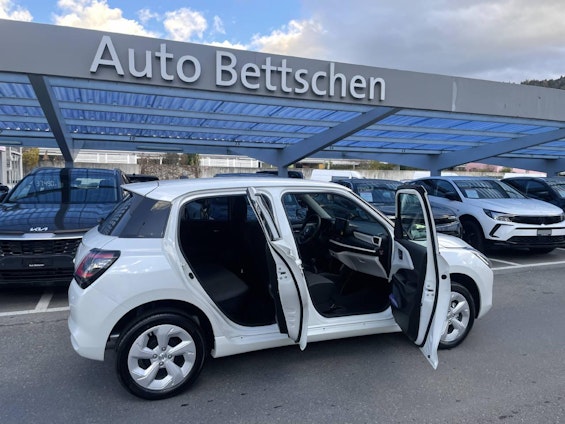 Vehicle image 6 Vehicle image 6