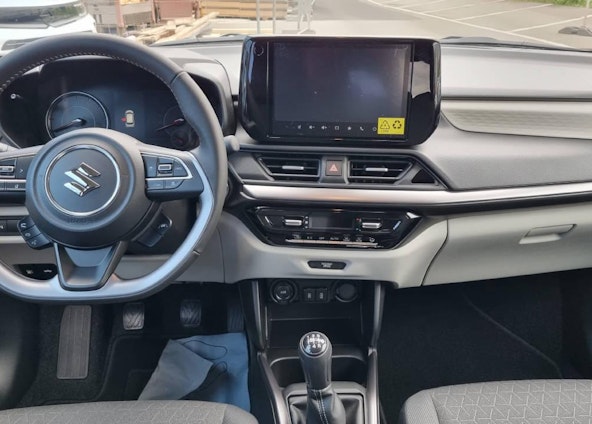 Vehicle image 8 Vehicle image 8