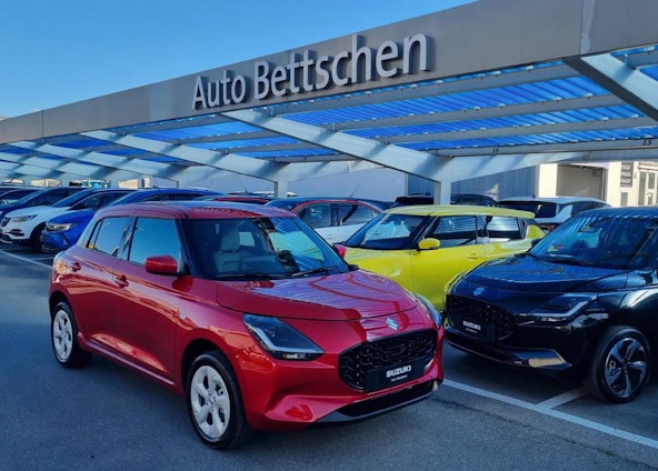 First vehicle image First vehicle image