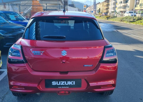 Vehicle image 4 Vehicle image 4