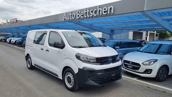 First vehicle image First vehicle image