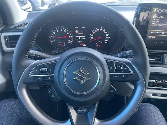 Vehicle image 11 Vehicle image 11