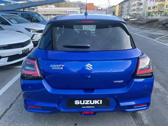 Vehicle image 4 Vehicle image 4