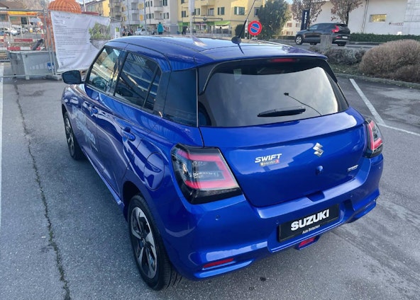 Vehicle image 6 Vehicle image 6