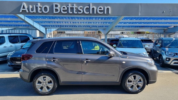 Vehicle image 3 Vehicle image 3