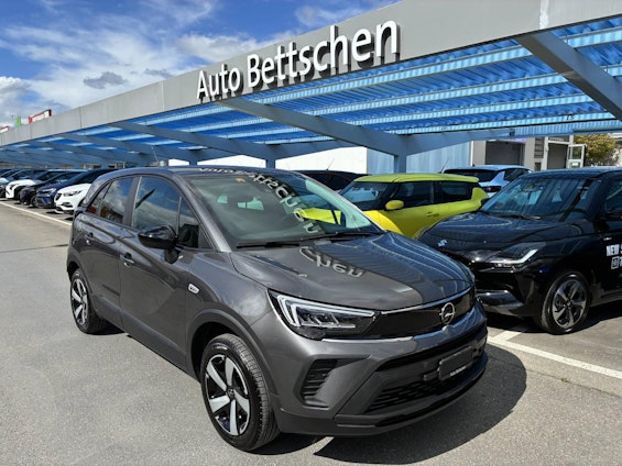 First vehicle image