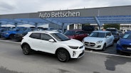 First vehicle image