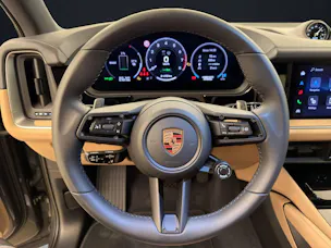 PORSCHE Cayenne E-Hybrid