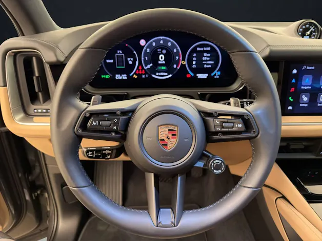 PORSCHE Cayenne E-Hybrid