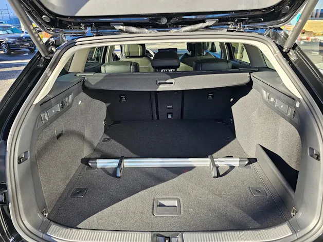 Škoda Superb Combi 2.0 TDi Selection 4x4 DSG