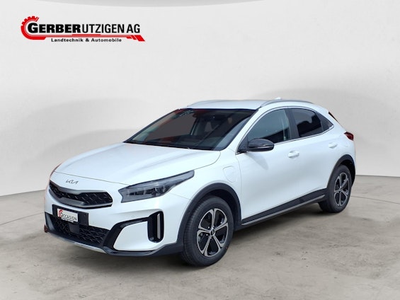 First vehicle image