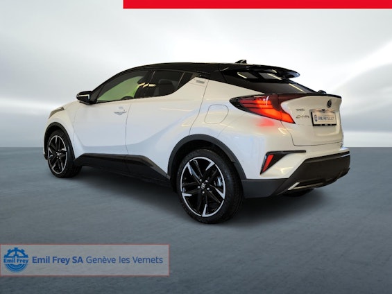 Vehicle image 6