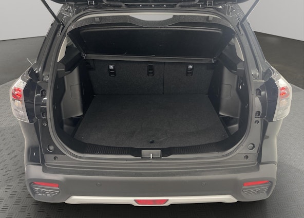 Vehicle image 4 Vehicle image 4