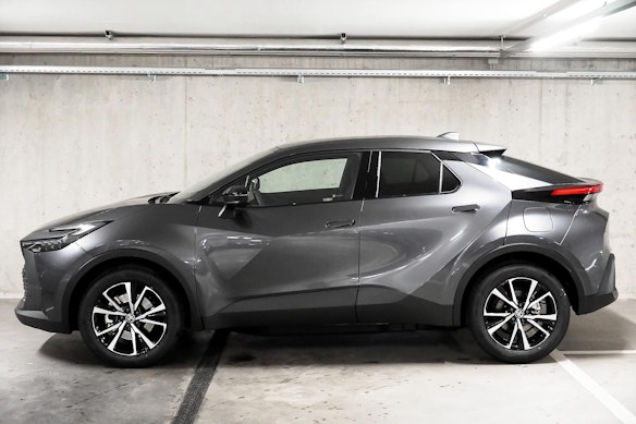 TOYOTA C-HR 2.0 PHEV Swiss Edition 3