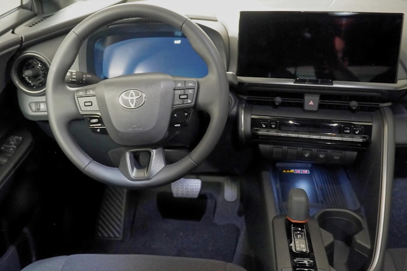 Vehicle image TOYOTA C-HR