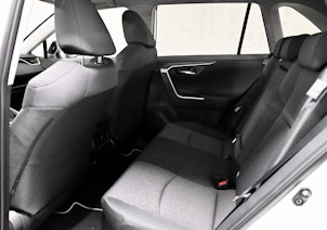 Vehicle image TOYOTA RAV4 2.5 HSD Trend