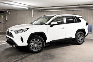 Vehicle image TOYOTA RAV4 2.5 HSD Trend