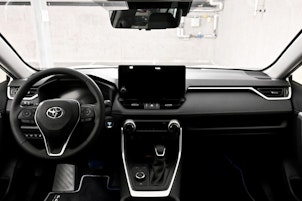 Vehicle image TOYOTA RAV4 2.5 HSD Trend