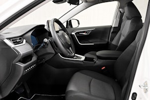 Vehicle image TOYOTA RAV4 2.5 HSD Trend