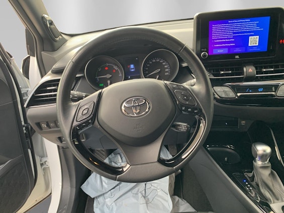 Vehicle image 22