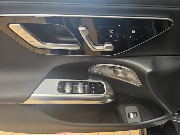 Mercedes-Benz E 220 d 4Matic AMG Line Limousine