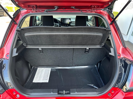 Vehicle image 11 Vehicle image 11