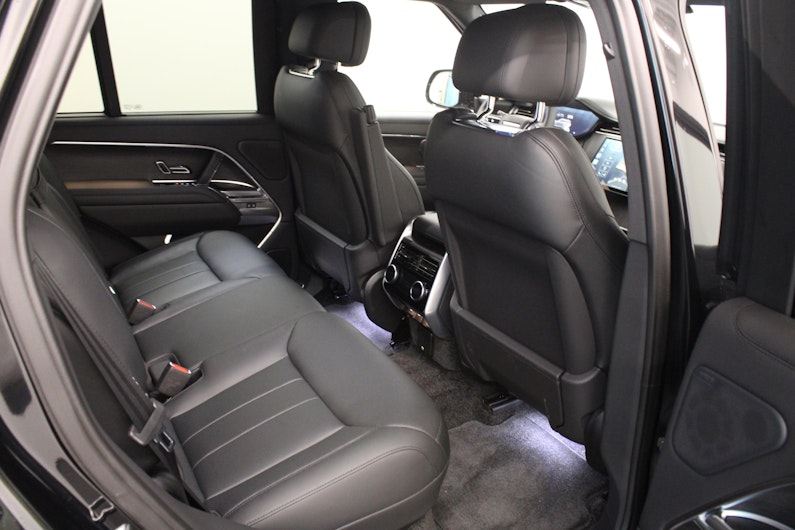 Vehicle image LAND ROVER RANGE ROVER