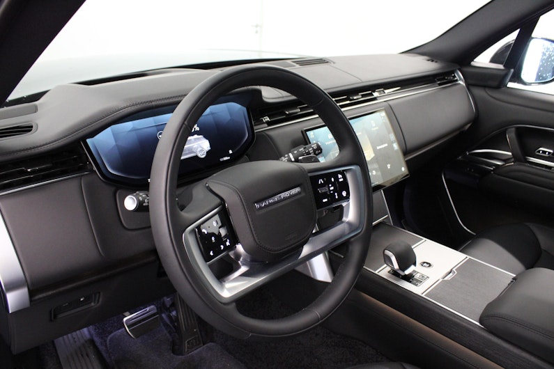 Vehicle image LAND ROVER RANGE ROVER