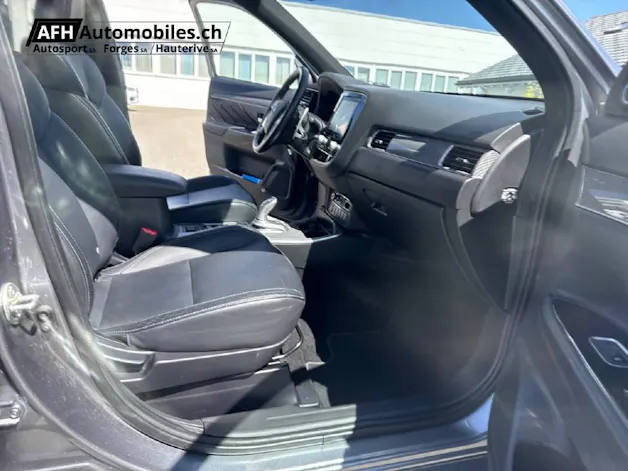 Mitsubishi Outlander 2.4 PHEV Diamond