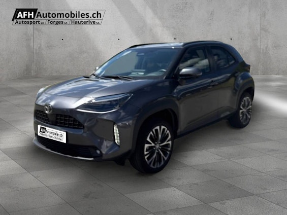 First vehicle image