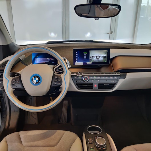 Vehicle image BMW i3