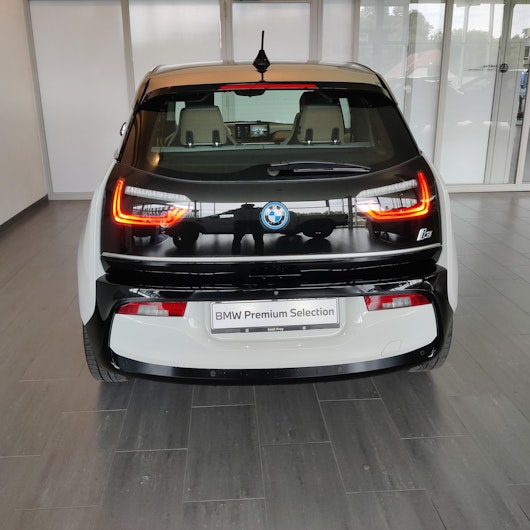 Vehicle image BMW i3