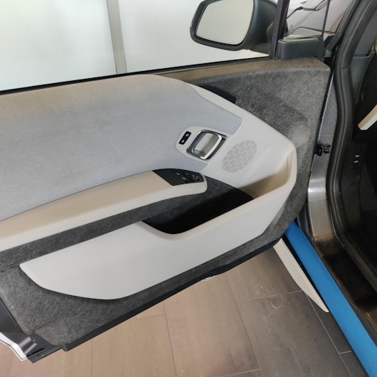 Vehicle image BMW i3