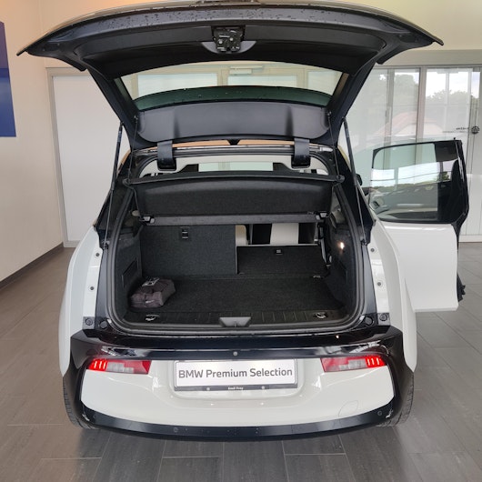 Vehicle image BMW i3