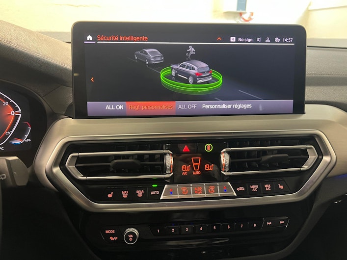 Vehicle image BMW X3