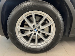 Vehicle image BMW X3 30i xDrive SAG