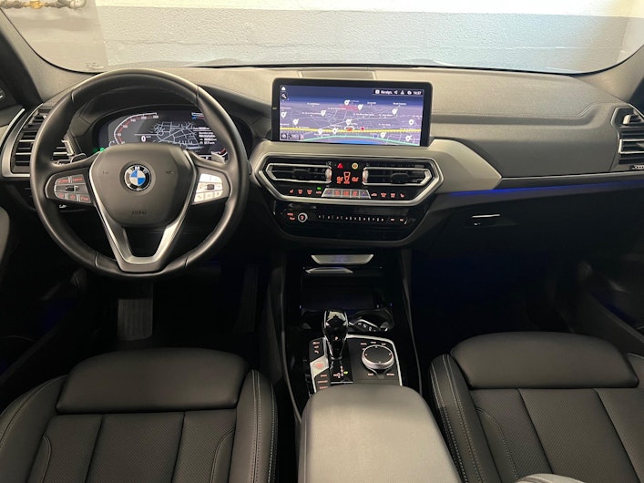 Vehicle image BMW X3