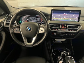 Vehicle image BMW X3 30i xDrive SAG