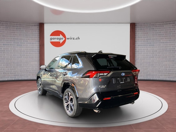 Vehicle image 2 Vehicle image 2