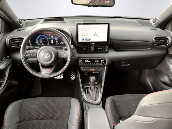 Vehicle image 11