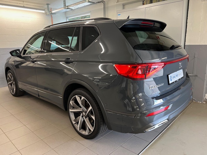 Vehicle image SEAT TARRACO