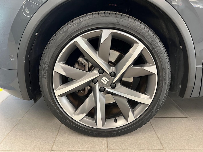 Vehicle image SEAT TARRACO