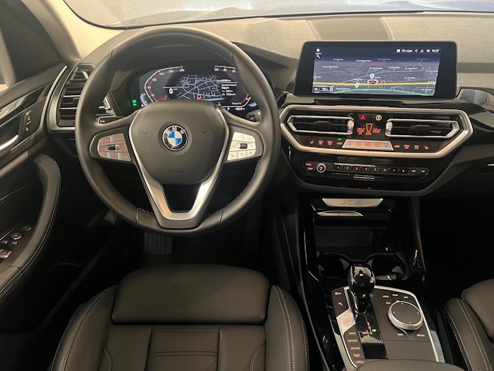 Vehicle image BMW X3