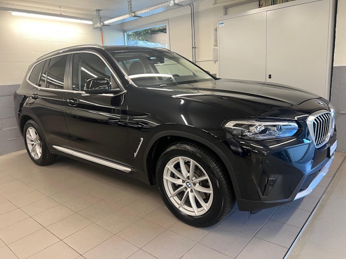 Vehicle image BMW X3