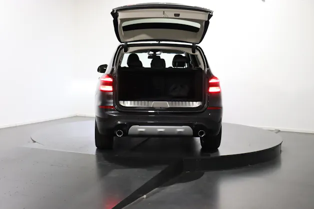 BMW X3 30e xDrive SAG