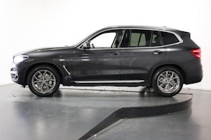 Vehicle image BMW X3 30e xDrive SAG
