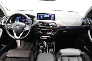 Vehicle image BMW X3 30e xDrive SAG